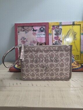 GUESS Large Beige Monogram Logo Zip Wristlet Pouch Cosmetic Bag, LN